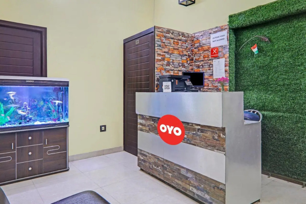 Лакхнау: OYO Flagship 701981 The Cz Inn