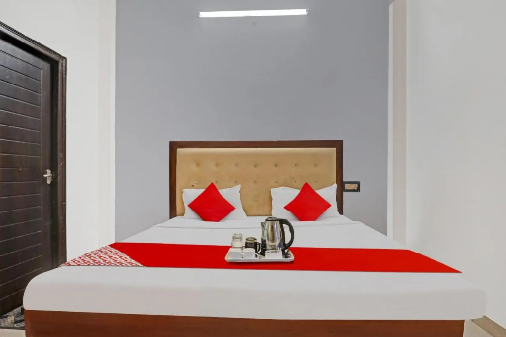 Лакхнау: OYO Flagship 701981 The Cz Inn