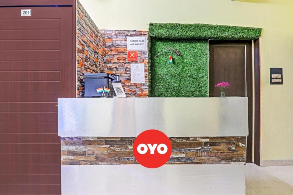 Лакхнау: OYO Flagship 701981 The Cz Inn