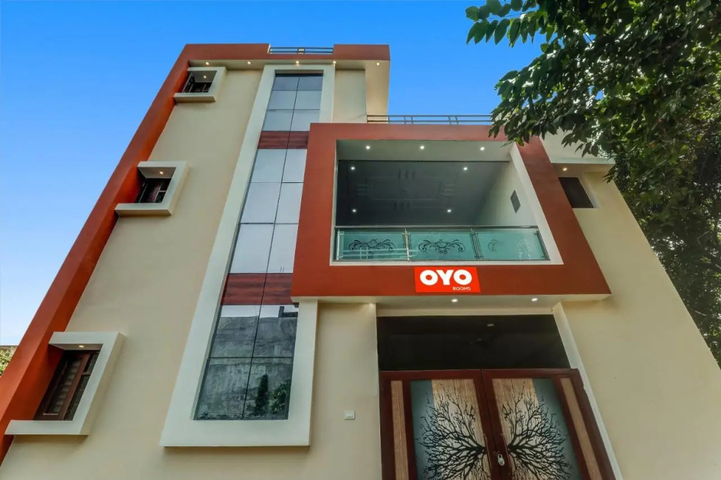 Лакхнау: OYO Flagship 70306 Royal Residency