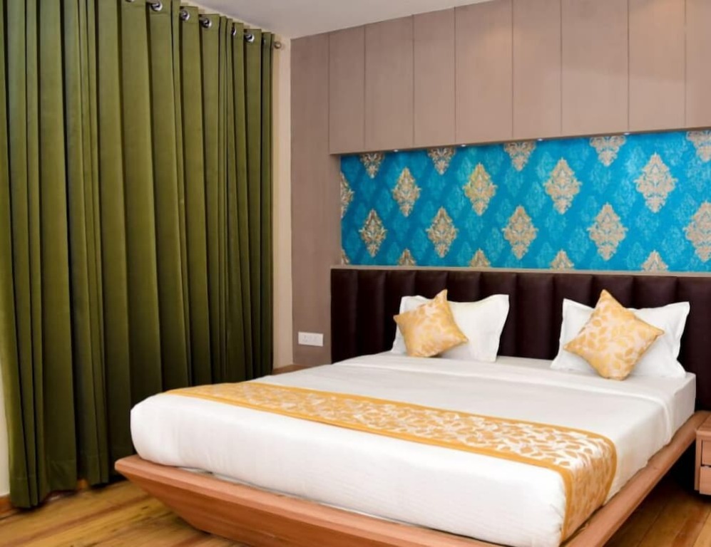 Лакхнау: Hotel Olive Crown