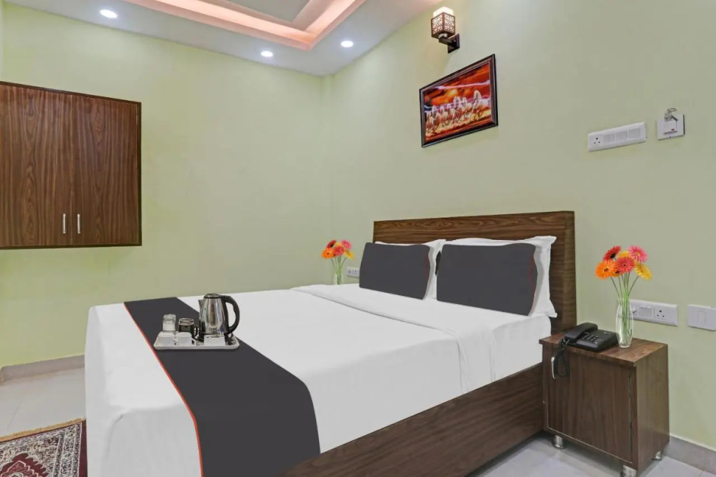 Лакхнау: Collection O Hotel Shiva Palace