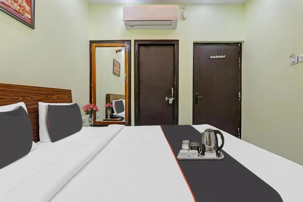 Лакхнау: Collection O Hotel Shiva Palace