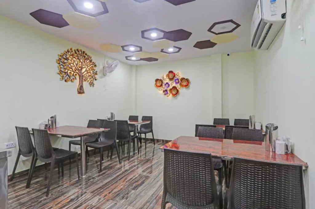 Лакхнау: Collection O Hotel Shiva Palace