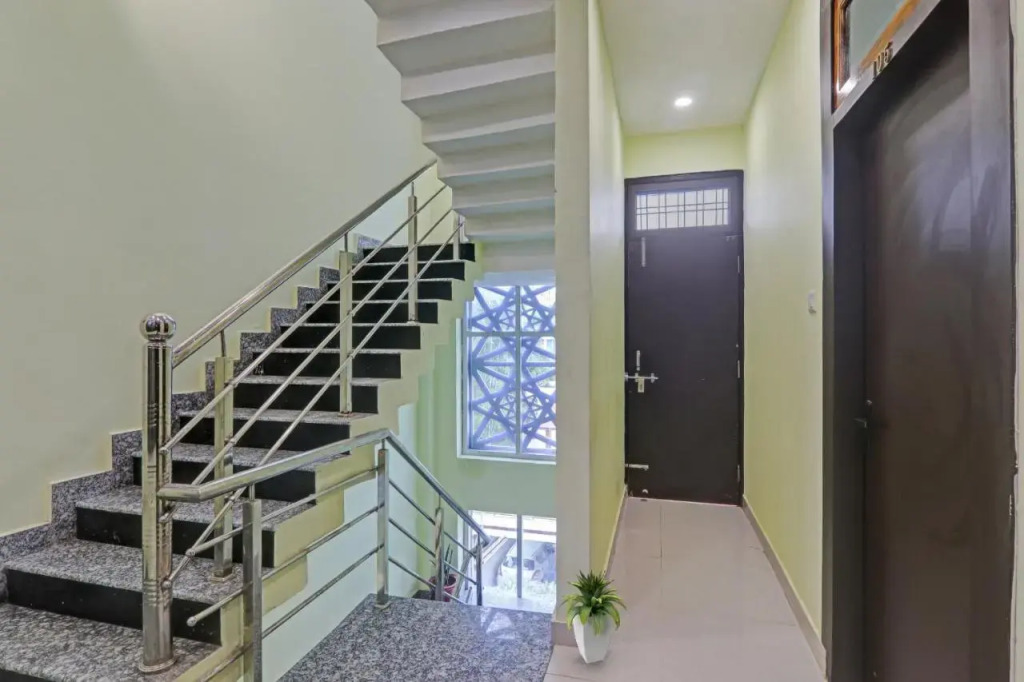Лакхнау: Collection O Hotel Shiva Palace