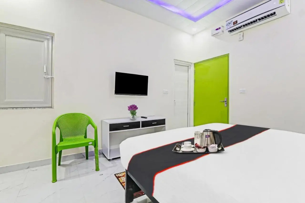 Лакхнау: Collection O Hotel Kalawati Palace