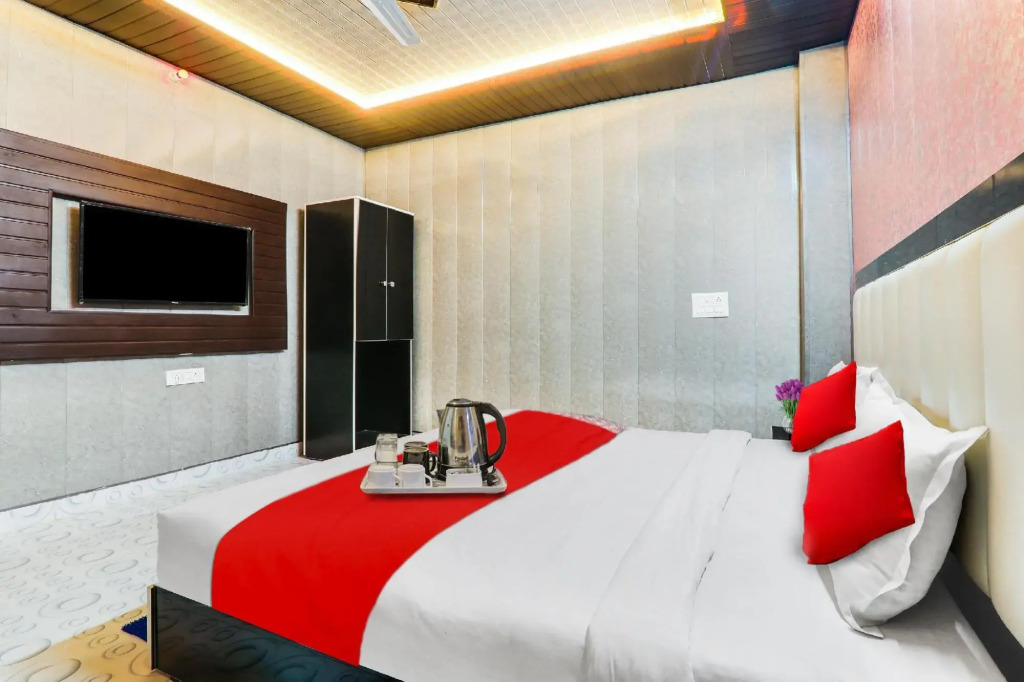 Лакхнау: Flagship 93242 Hotel Comforties