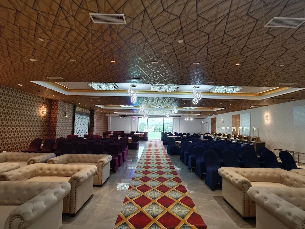 Барейлли: Bellazio Suites H& Resort