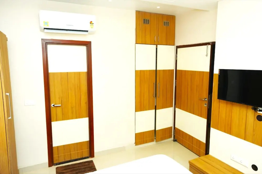 Горакхпур: Hotel Singh Comfort Inn