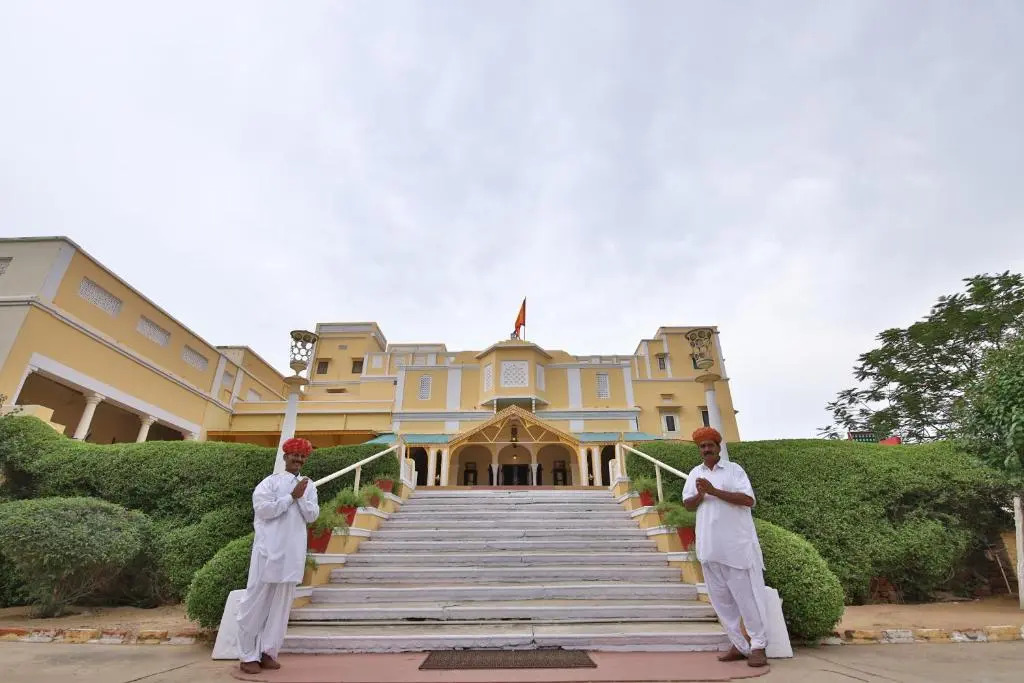Навалгарх: Roop Niwas Kothi Hotel
