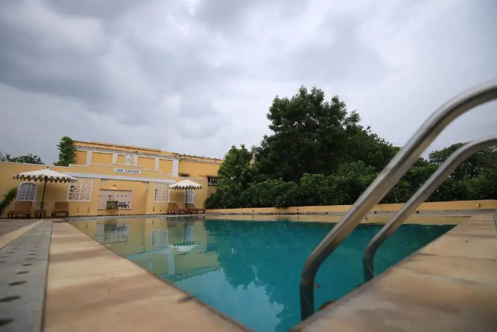 Навалгарх: Roop Niwas Kothi Hotel