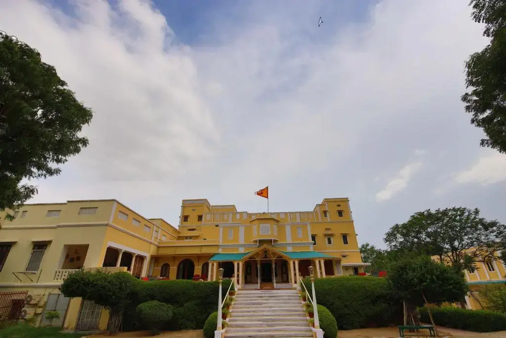 Навалгарх: Roop Niwas Kothi Hotel