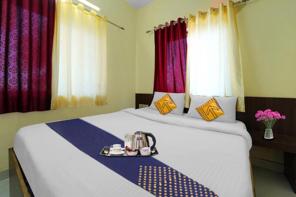 Олд-Махабалешвар: OYO 88248 Pearl Executive