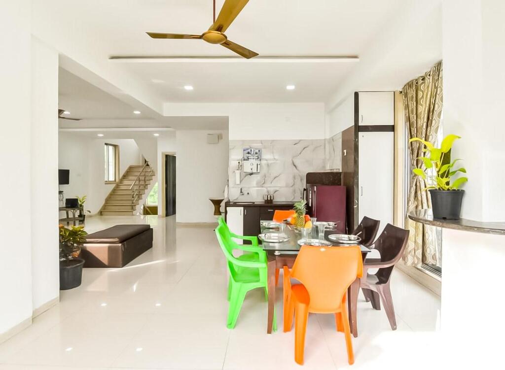 Лонавала: Havana by signature suites