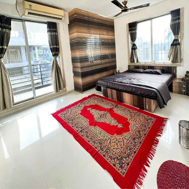 Лонавала: Havana by signature suites