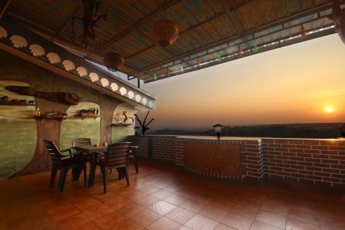 Мапуса: Hill Top Luxury Villa - 3 BHK || Infinity Pool