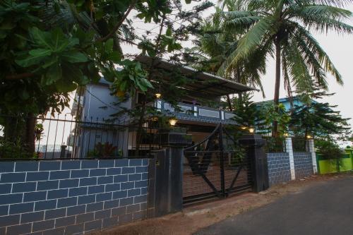 carousel image 0