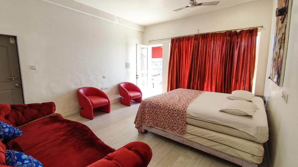 Мумбаи: Villa 408-Dr Wade in Royal Palms Mumbai