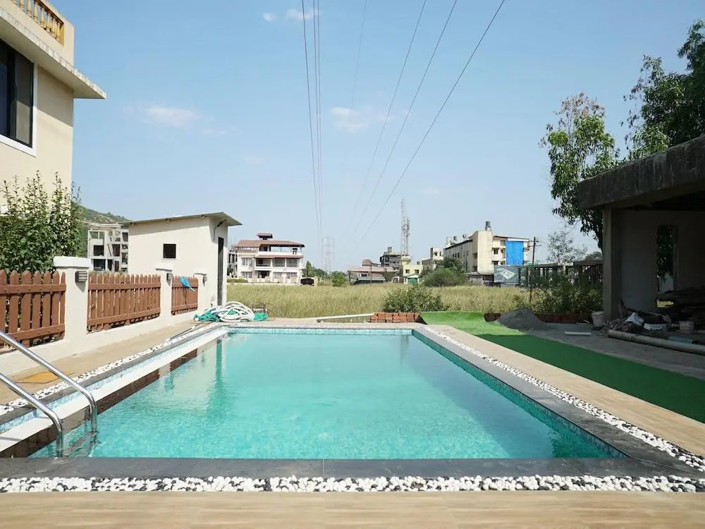 Лонавала: OYO Home 22738 Gorgeous 4BHK Lonavala