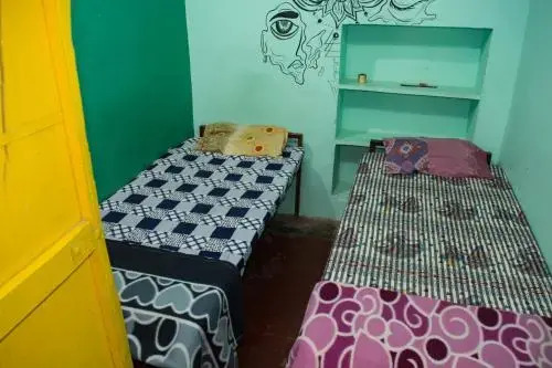 Пушкар: 12 Monks Backpackers Community