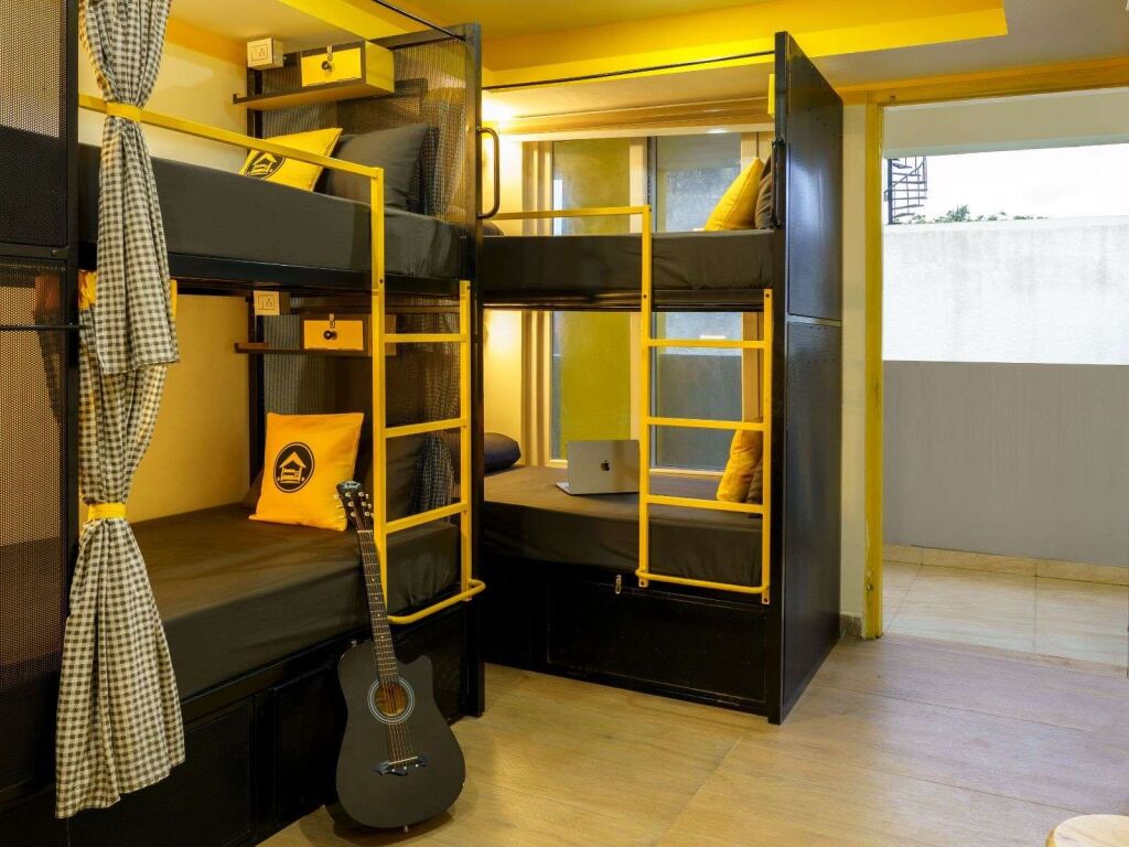 Дехрадун: The Hosteller Dehradun