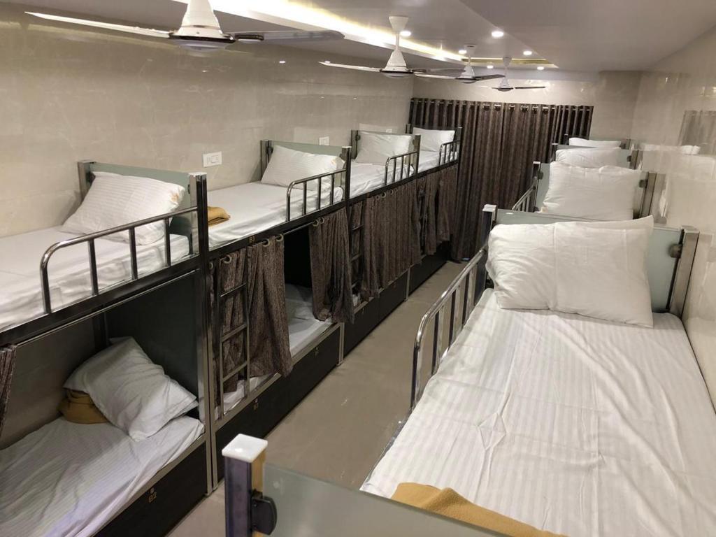 Мумбаи: Elliott Inn A.C Dormitory