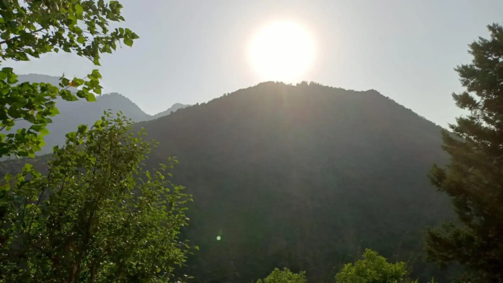 Массури: The Himalayan Hostel