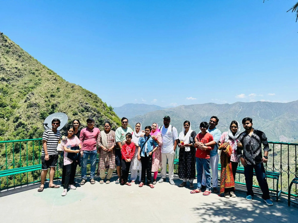 Массури: The Himalayan Hostel