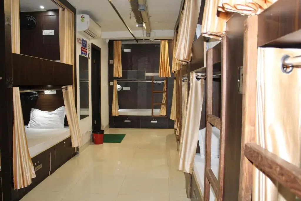 Барейлли: Paradise Ac Dormitory