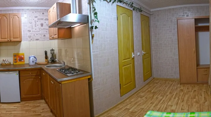 Судак: Guest House Yakor