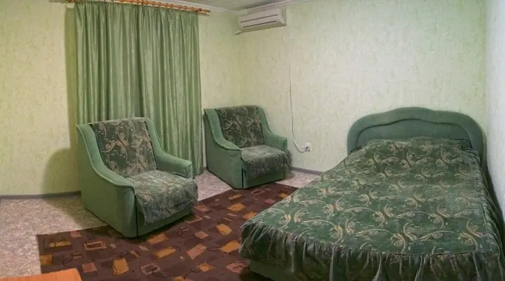 Судак: Guest House Yakor