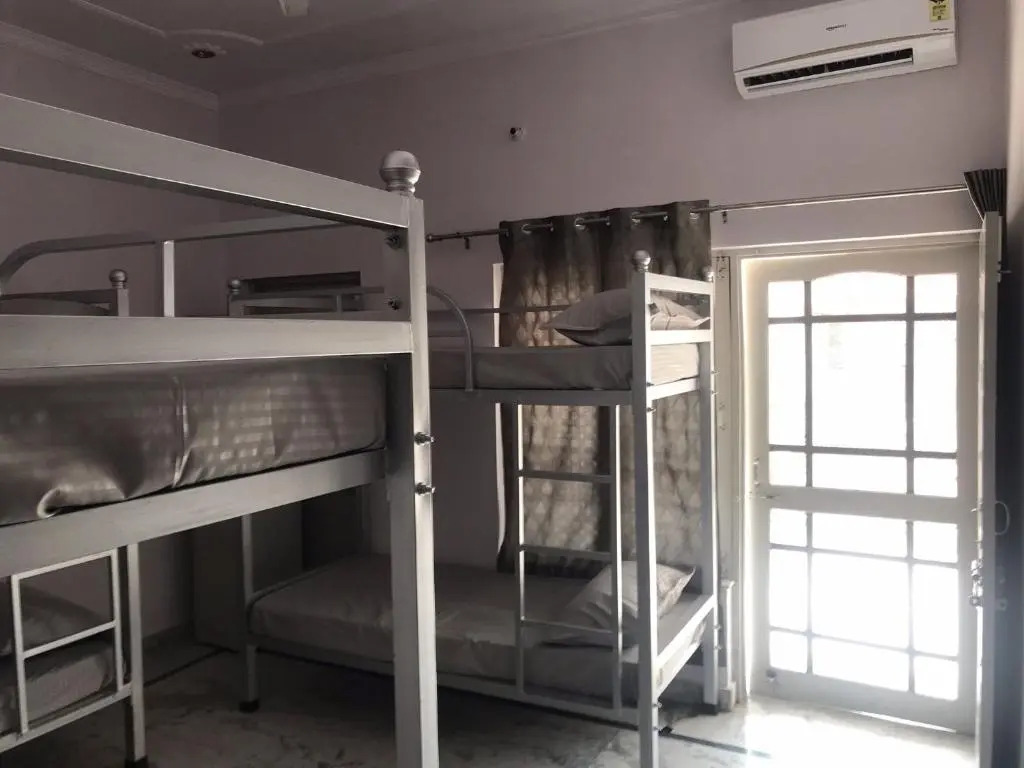 Прем-Нагар: 9backpackers (Adults only)