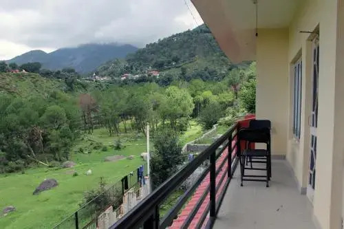 Кангра: Hobo Hostel