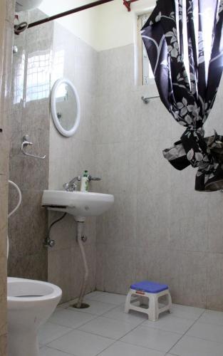 Кангра: Hobo Hostel