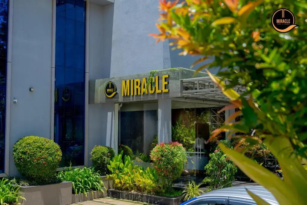 Кондотти: Miracle Hotel And Resorts