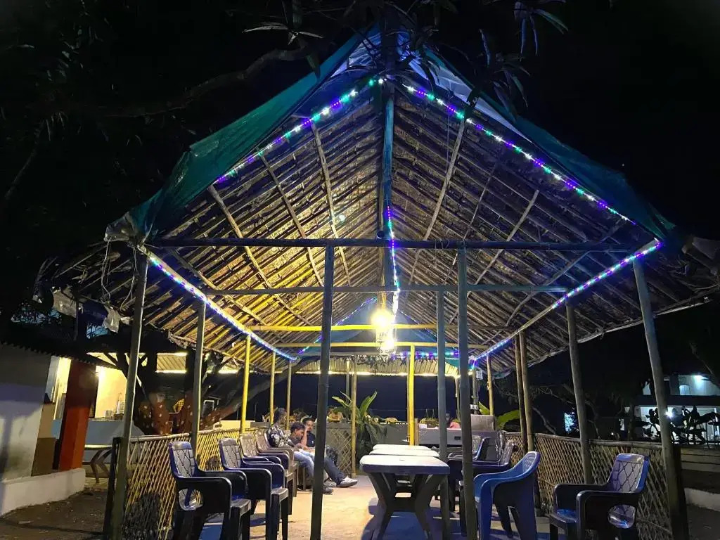 Сазан: Wilderness Camp 200mtr from Devaliya Park