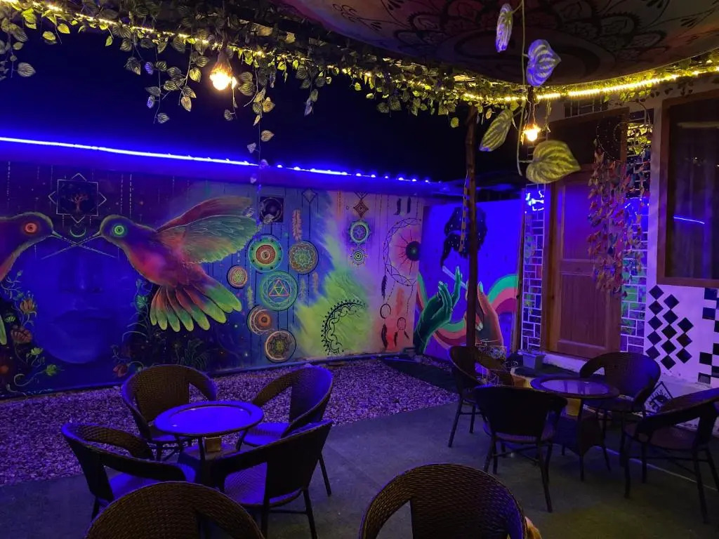 Касоль: The Dreamcatcher Room’S & Cafe