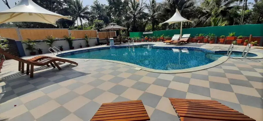 Кушалнагар: Srinikethana Home Stay with Swimming Pool
