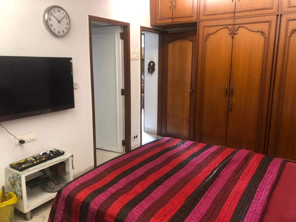 Luxurious Cozy 1 King Bed suite with free parking — фото 2
