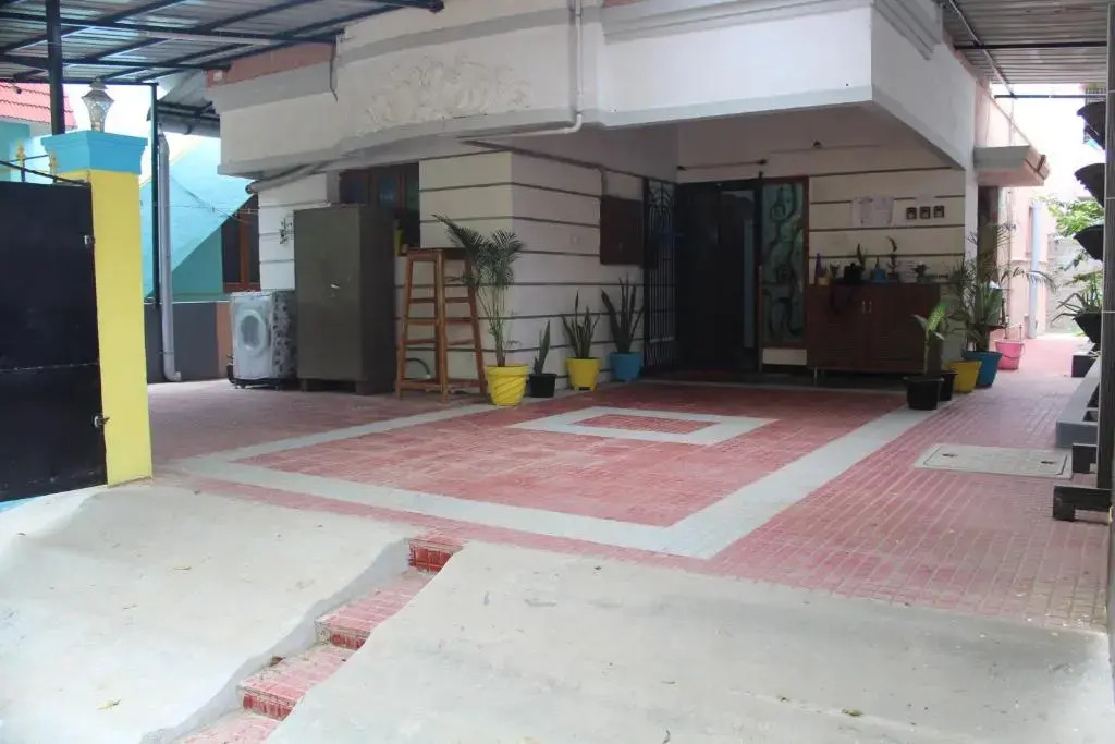 Ченнаи: FriendlyStay at Madanandapuram