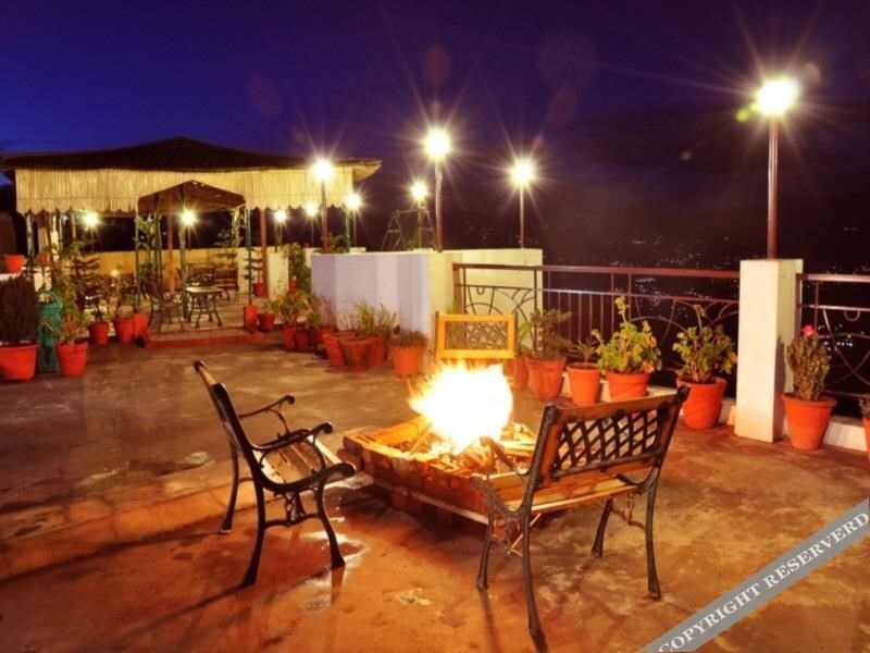 Раникхет: Pratiksha Himalayan Retreat