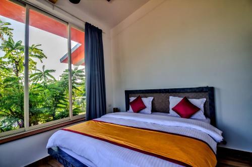 Amazing Baga River View 2BHK Apartment By Stay Over Home — фото 4