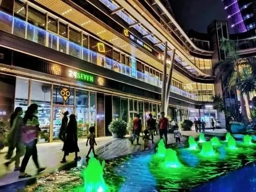 Нойда: Entire Studio Apt/Suite near Mall/Metro/ExpoMart