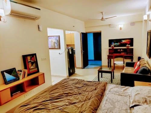 Нойда: Entire Studio Apt/Suite near Mall/Metro/ExpoMart