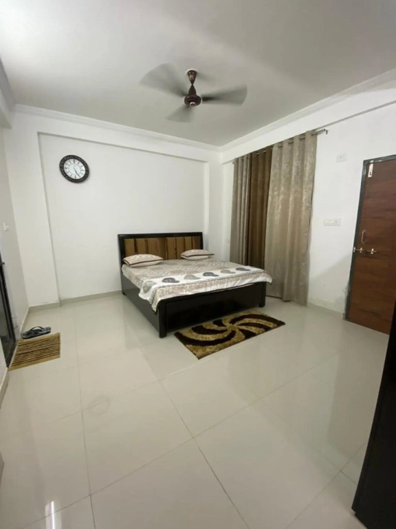 Бхопал: OYO HOME 70006 Shandar Homes