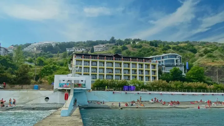 Алушта: Legenda gostinitsa (Alushta)