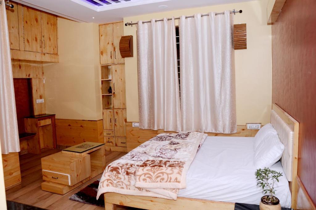 Дехрадун: Forest Inn Home stay