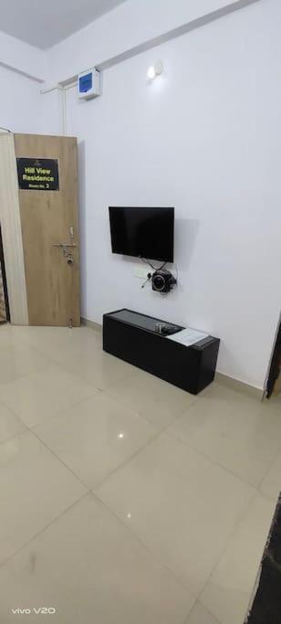 Лонавала: HILL VIEW RESIDENCE ROOM No 3