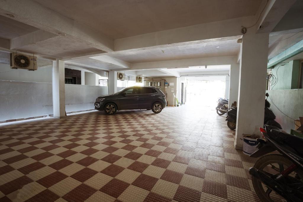 Тирупати: Mahasri Homestays Fully Furnished 2BHK & 1BHK Apartments