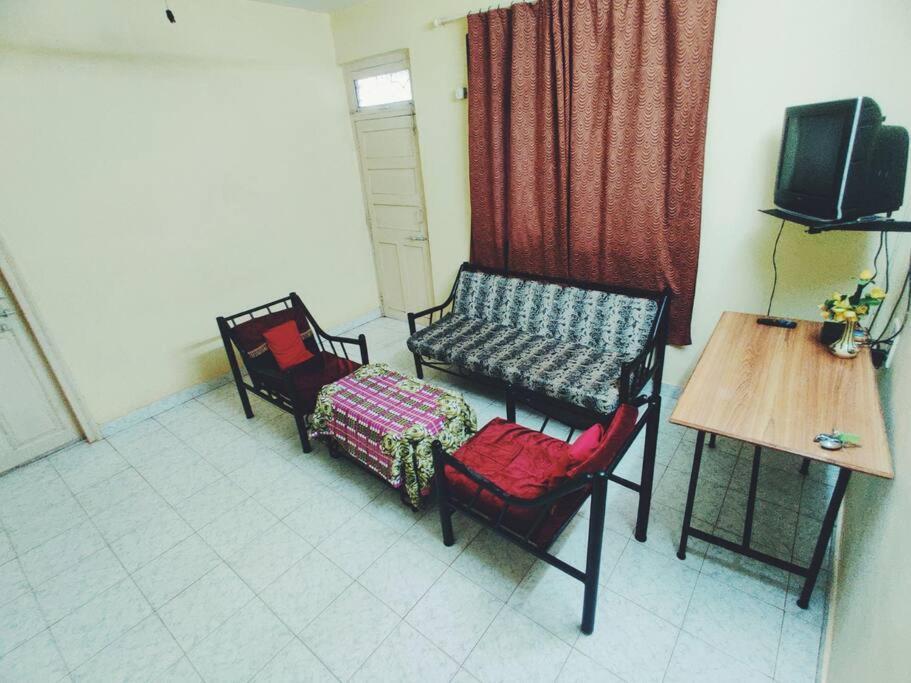Калангут: Prime Location-2mnts Baga-Calagt Beach-Lovly House